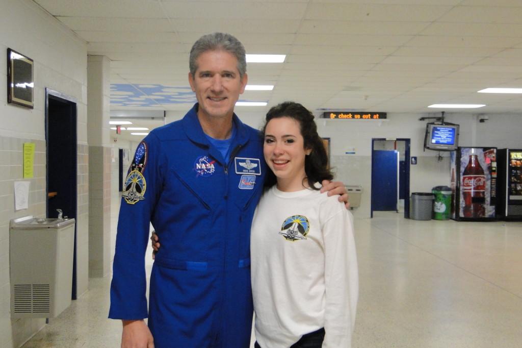 NASA+astronaut+discusses+space+travels