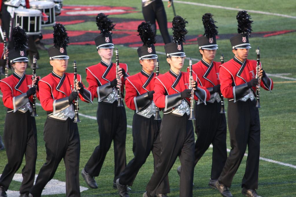 Marching+Colonials+score+high+in+recent+competition