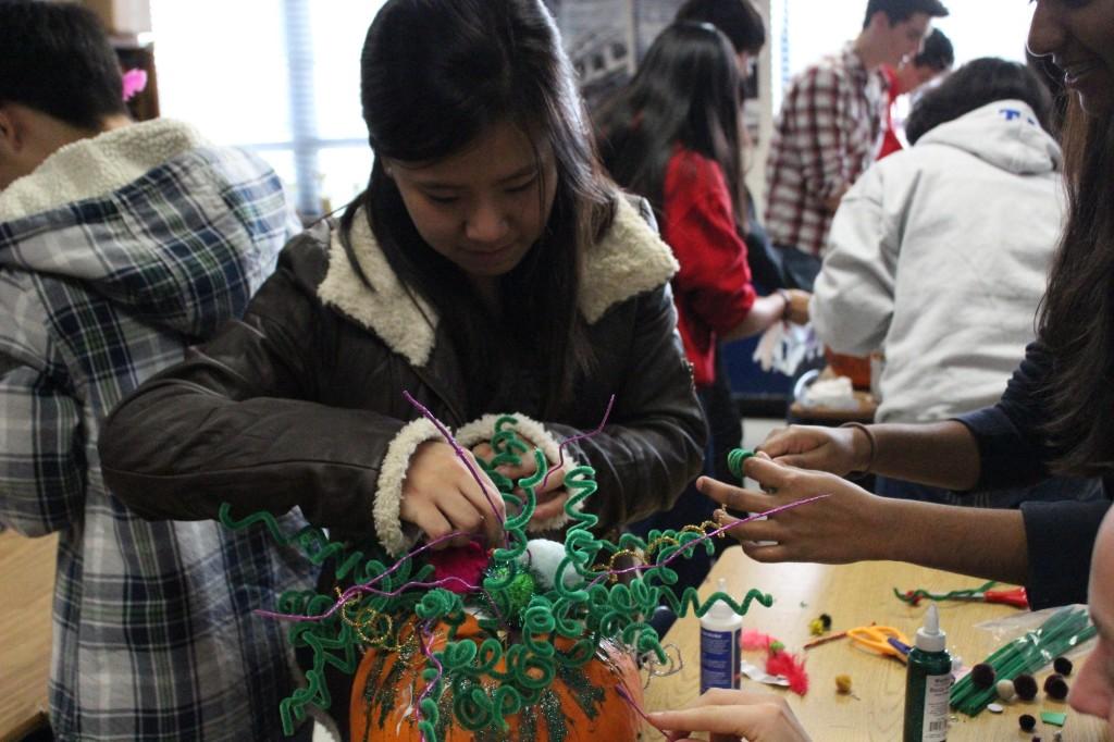 Latin+Honor+Society+stages+its+annual+Mythological+Pumpkins