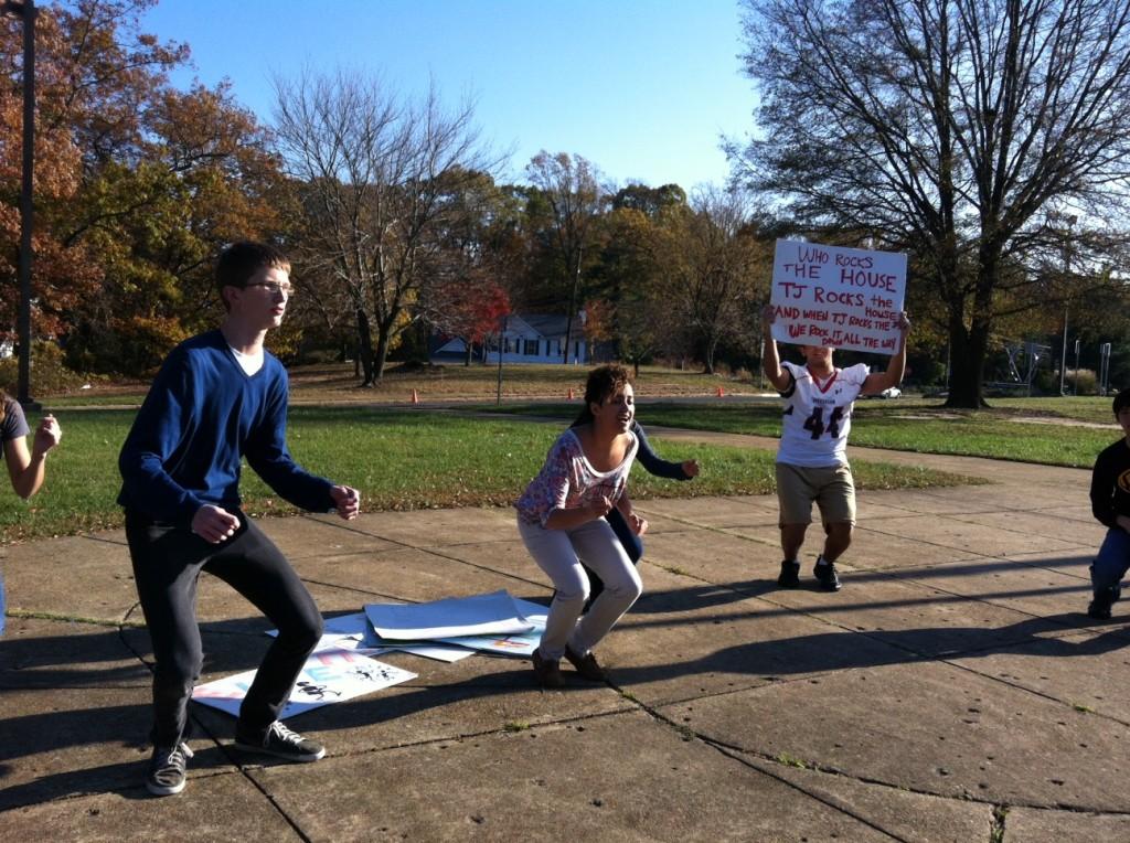 Latin students learn cheers for competition