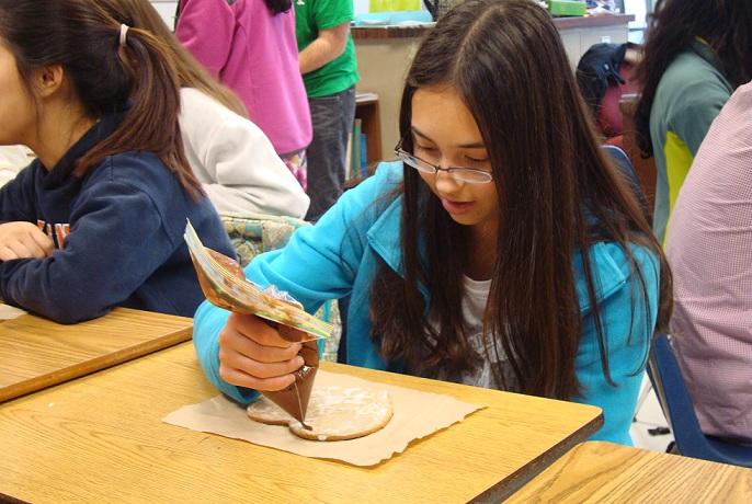 German Honor Society hosts Valentine’s Day celebration