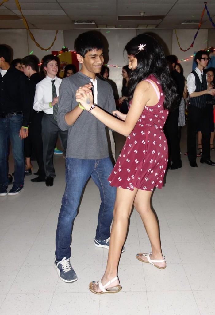 Spanish+Honor+Society+hosts+successful+dance