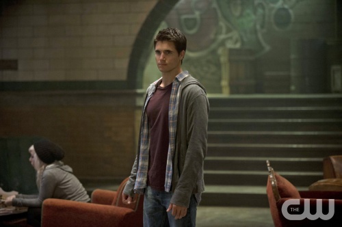 Stephen Jameson (Robbie Amell) in the pilot episode of The Tomorrow People. Photo courtesy of The CW's official "The Tomorrow People" website.