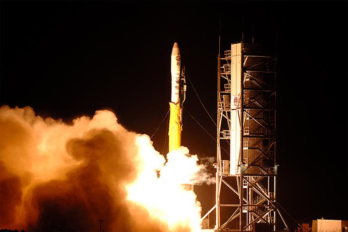 photo courtesy of www.nasa.gov. (http://www.nasa.gov/content/air-force-minotaur-rocket-launching-from-virginia-november-19/#.UovurKWLhG5)