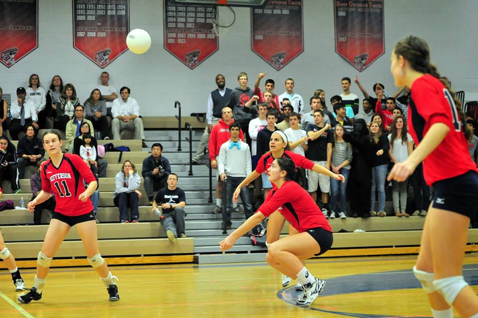 Jefferson's volleyball team plays hard at their Regionals semifinal match.