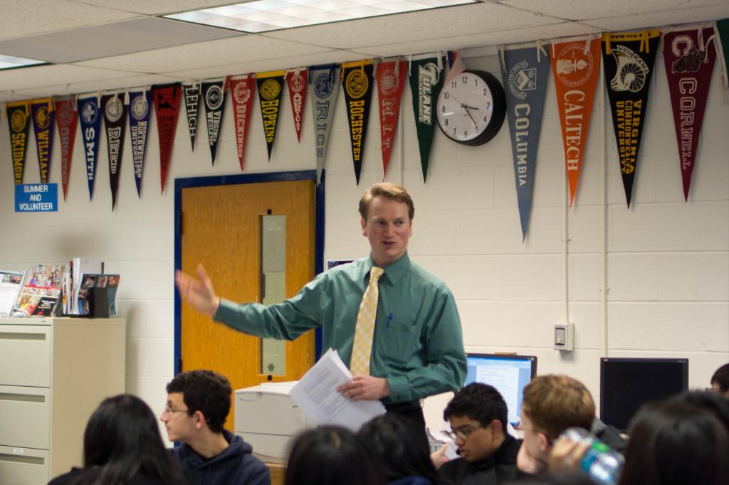 Mentorship Program Coordinator and Science and Technology Division Manager Matthew Pearce gives a presentation on the summer STEM opportunities available to students.