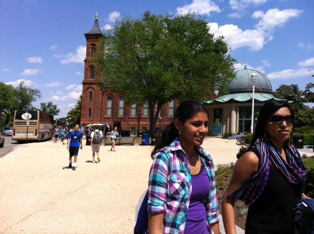 Sophomores and juniors were free to roam around the Smithsonian castle and National Mall area in Washington, D.C. on May 19.