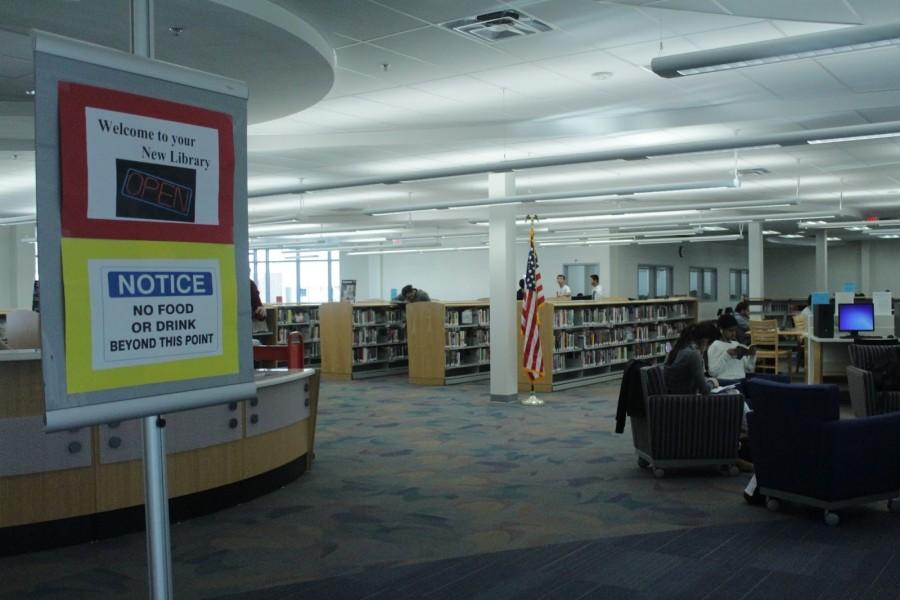 Jefferson students work in the new library during eighth period study hall. On Feb. 18 the library was officially opened for student use.