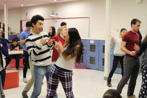 Seniors Vivian Fang and Nick Yoon put on a show during a Ballroom Dance iNite practice.