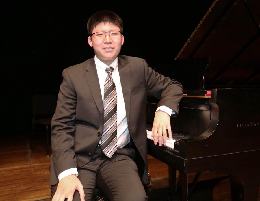 Musician Profile: Eric Lins viewpoint as a pianist and his upcoming performances