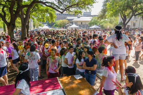 Students at the University of Texas at Austin celebrate Holi in 2012. Photo courtesy of Flickr user Karen Dodia, CC BY S.A. 2.0.