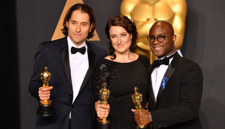 Producers+Jeremy+Kleiner%2C+Adele+Romanski%2C+and+director+Barry+Jenkins+winners+for+Best+Picture+for+Moonlight%0A