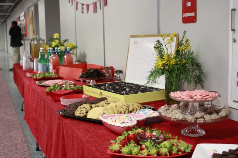 Desserts lay out for attendees.