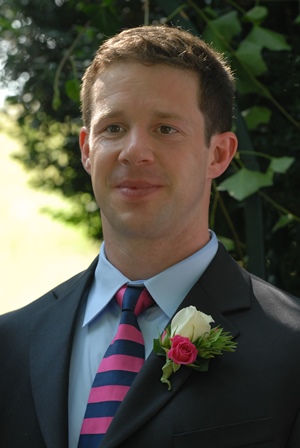 Dr. Brian Kennedy received an award from the American Chemical Society in late March.