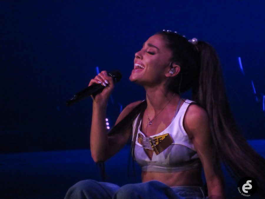 Grande performing during her Dangerous Woman tour in 2017. Courtesy of esheehanphotos on Flickr