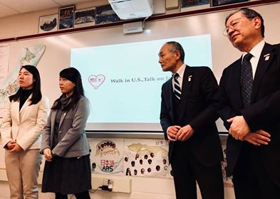Standing at the front of the Japanese 1 class, Megumi Inoue, Yui Ozaki, Fumi Ota, and Ken Shimanouchi (from left to right) answer questions about US-Japan relations. 