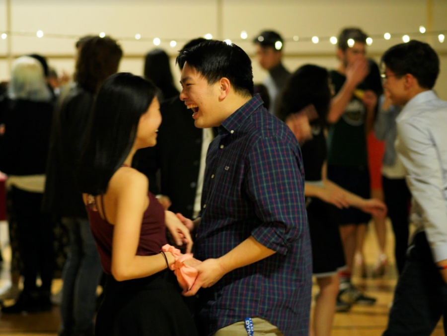 Seniors Wan Li and Maxwell Lee enjoy a night of jazz music and swing dancing at A Swingin Valentines on Feb. 15.