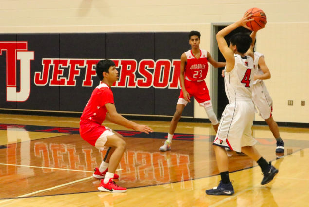 Dan Nguyen takes the ball as Jefferson is awarded an inbound pass. The game appears to be going well as Jefferson starts off with a strong lead.
