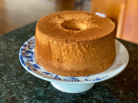 Have more time on your hands? (Of course you do, you’re in quarantine!) Here’s another sweet treat that is very simple to make. This chiffon cake is very light and fluffy in taste and texture. Lemon and orange zest gives it subtle traces of citrus, making each bite light and refreshing. Serve with any topping of choice - I suggest some fruit or powdered sugar - and enjoy!
Recipe: https://www.justonecookbook.com/perfect-chiffon-cake/
