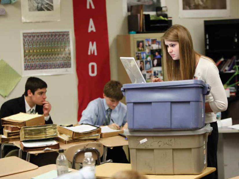 In-person policy debate rounds are usually held in classrooms, where the opposing teams will set up their computers and evidence at different sides of the room. “With in-person debate, you get to interact with everyone around you and have more of a social and chill atmosphere compared to online debate,” sophomore Subrat Poudel said. “The interactions that you get while being in person aren’t usually replicated in the online debate space.”