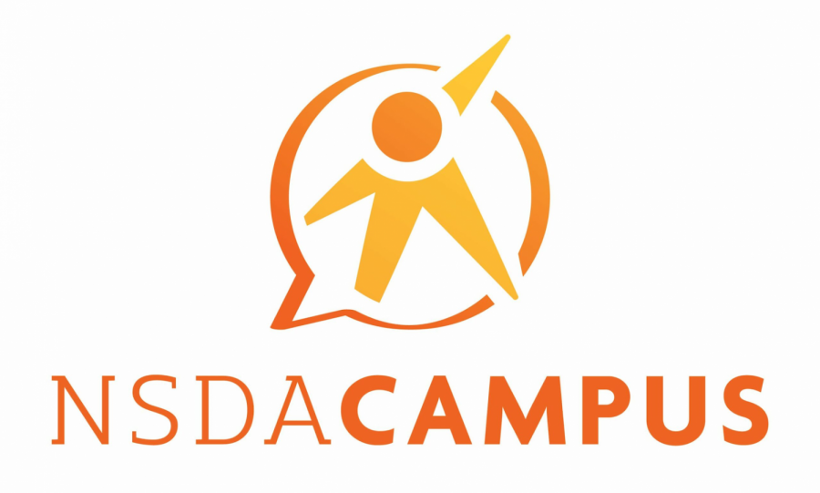 The NSDA Campus debate experience has presented both pros and cons for Jefferson policy debaters. "Something nice about online debate is that we save time and don’t miss school because we can’t travel. The overall in person debate experience, however, is a lot more fun.” senior Grishma Baruah said. 