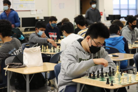 Jefferson's chess team meets every Friday during both A and B block, but there are often very few girls who decide to attend, as seen in the photo. “It can seem very daunting at first, especially when you go inside and there are so many guys already there," co-captain of chess club, Mantra Iyer, said. "It kind of makes you feel a little weird, especially when you’re trying to learn the game."