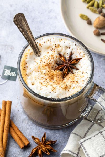 https://www.simplywhisked.com/dirty-chai-latte/